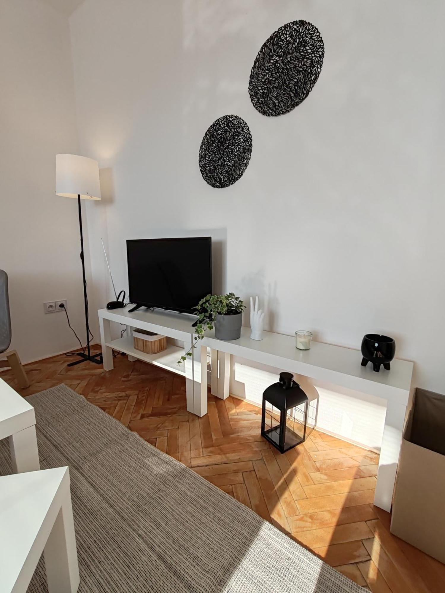 Apartman Brezinova เบอร์โน ภายนอก รูปภาพ